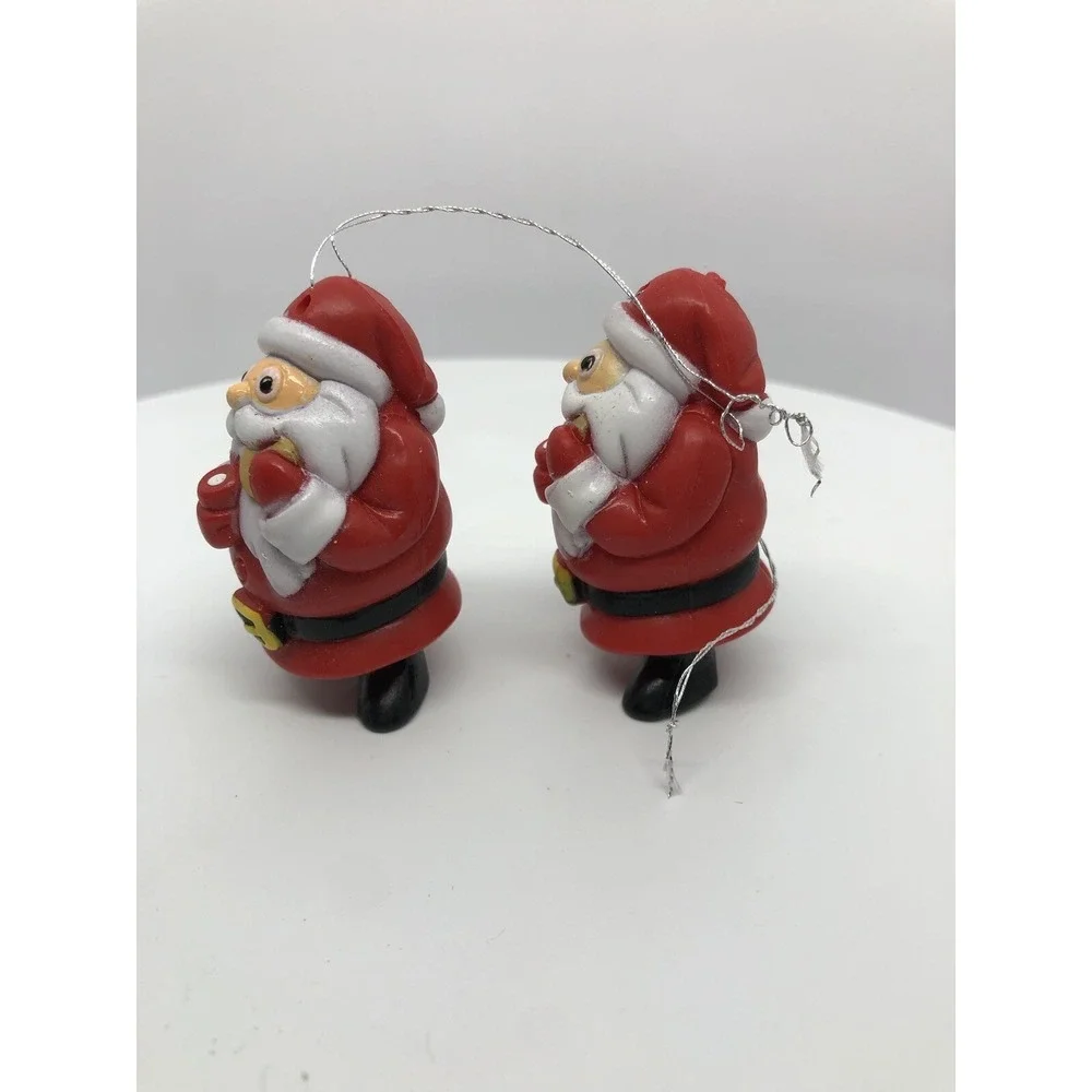 2 Adorable Santa Claus Ornaments Eating Milk And Cookies Holiday Decorating‎